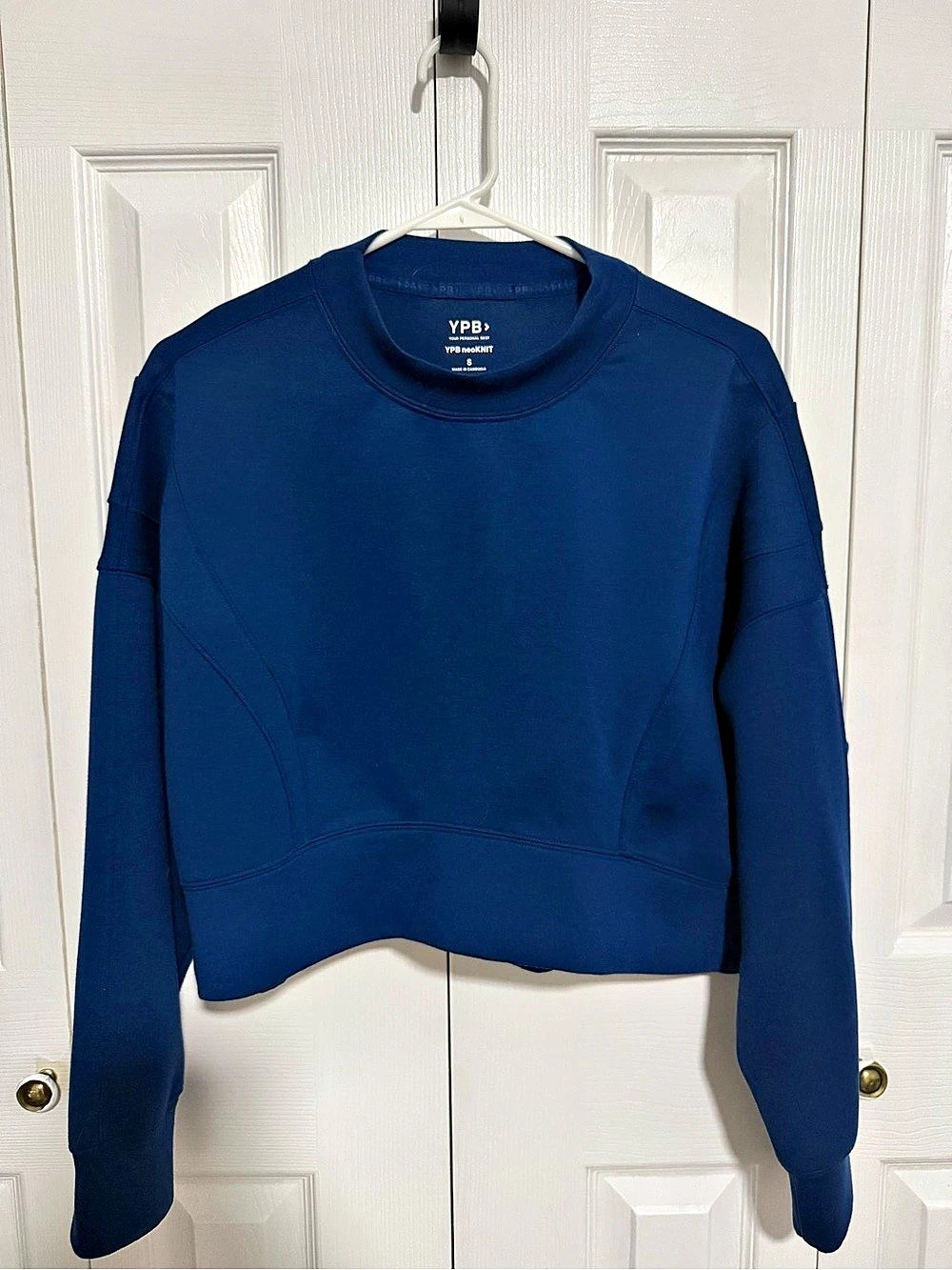 YPB Abercrombie Cropped Sweatshirt in Blue Like New